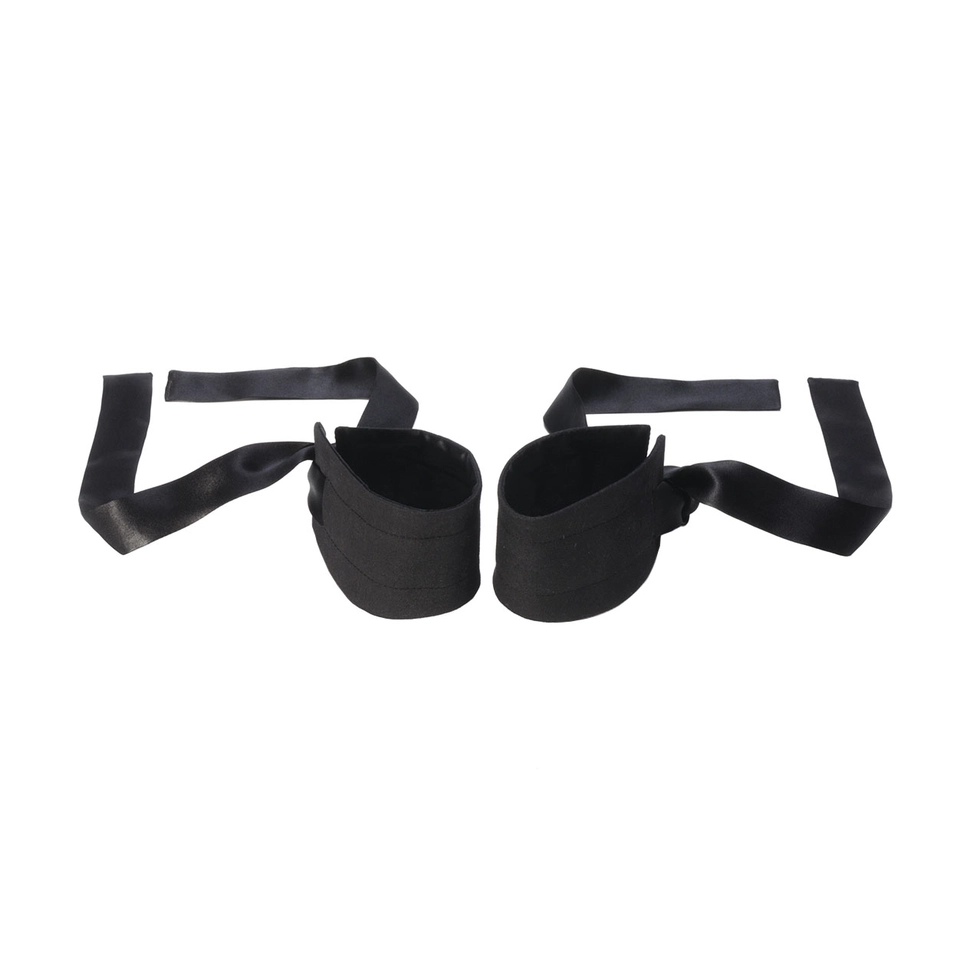 LELO Etherea Manette in Seta 3